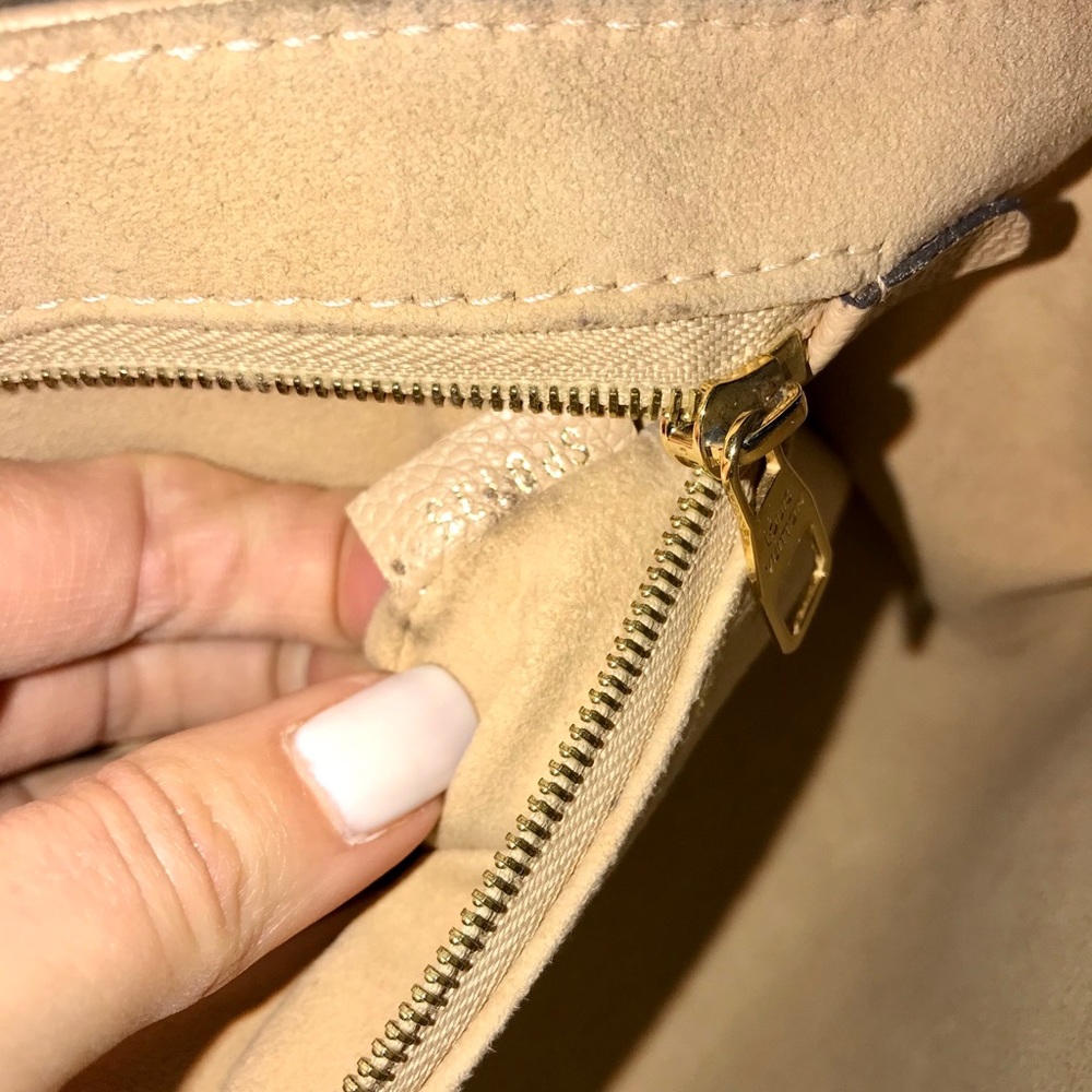 LOUIS VUITTON Saint Germain PM Leather Shoulder Bag - Picture 16 of 16